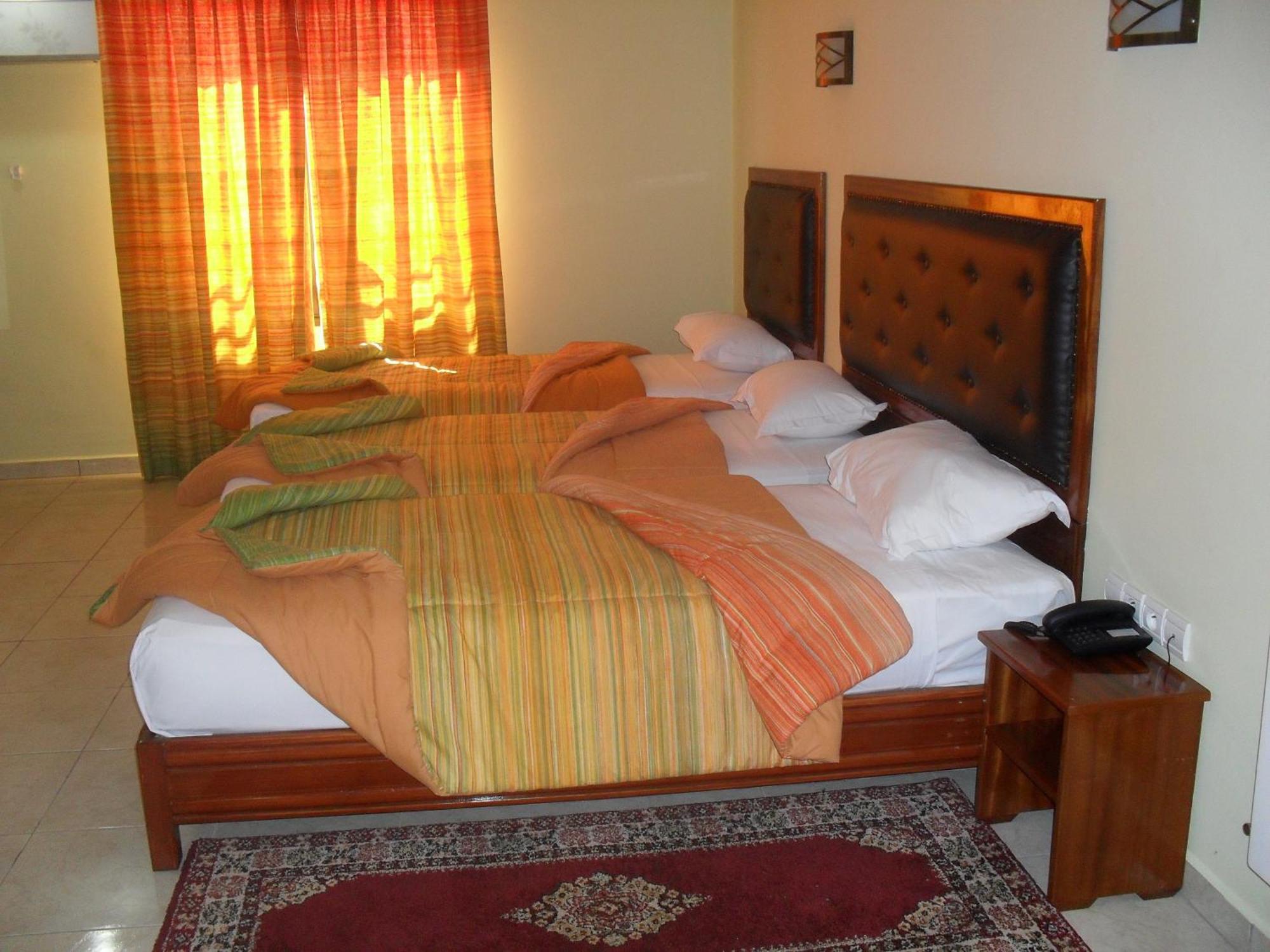 Hotel Gomassine Марракеш Номер фото
